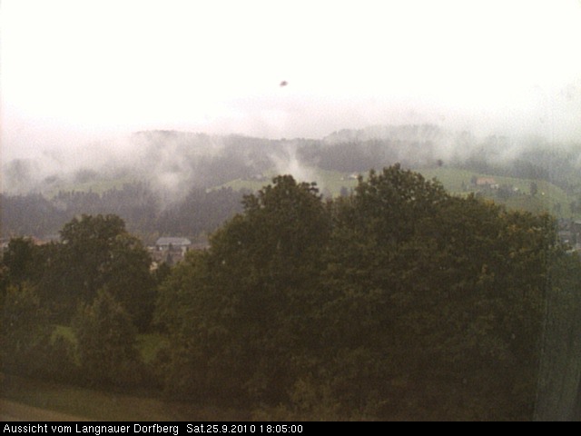 Webcam-Bild: Aussicht vom Dorfberg in Langnau 20100925-180500