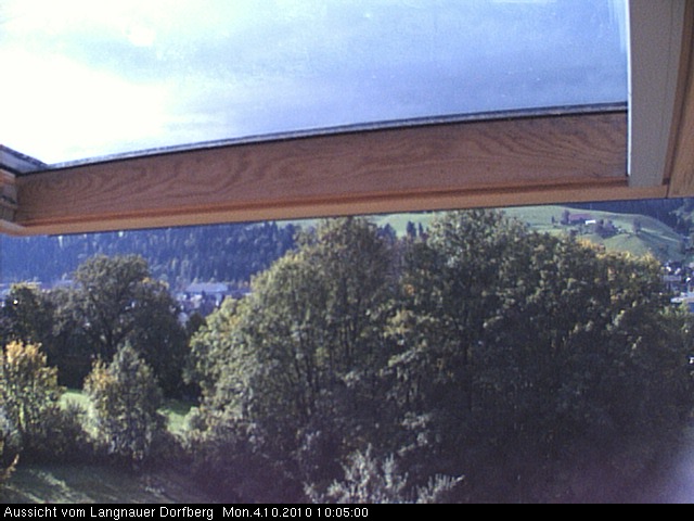 Webcam-Bild: Aussicht vom Dorfberg in Langnau 20101004-100500