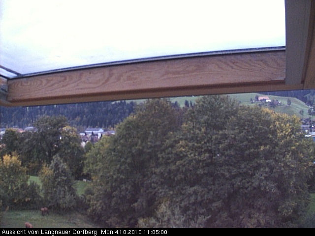 Webcam-Bild: Aussicht vom Dorfberg in Langnau 20101004-110500
