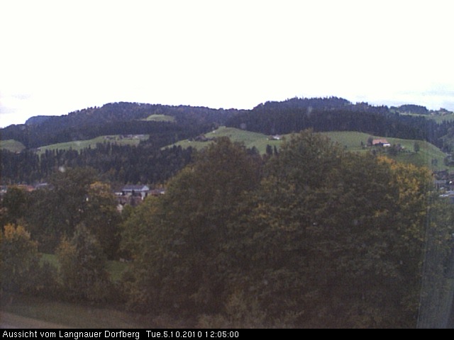 Webcam-Bild: Aussicht vom Dorfberg in Langnau 20101005-120500