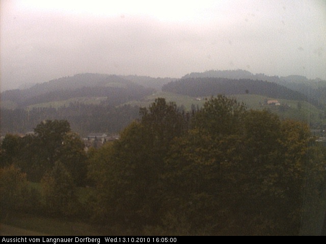 Webcam-Bild: Aussicht vom Dorfberg in Langnau 20101013-160500