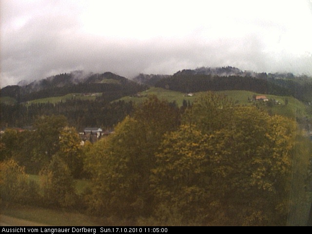 Webcam-Bild: Aussicht vom Dorfberg in Langnau 20101017-110500