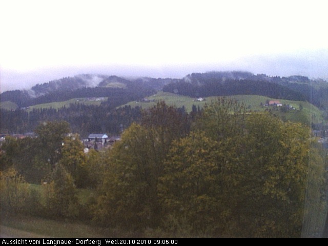 Webcam-Bild: Aussicht vom Dorfberg in Langnau 20101020-090500