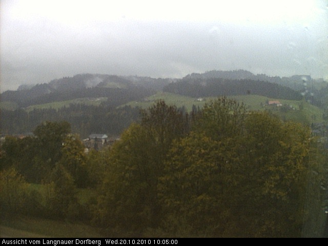 Webcam-Bild: Aussicht vom Dorfberg in Langnau 20101020-100500