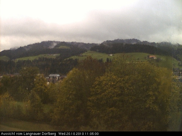 Webcam-Bild: Aussicht vom Dorfberg in Langnau 20101020-110500