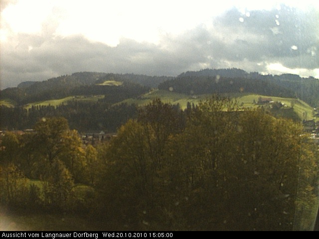 Webcam-Bild: Aussicht vom Dorfberg in Langnau 20101020-150500