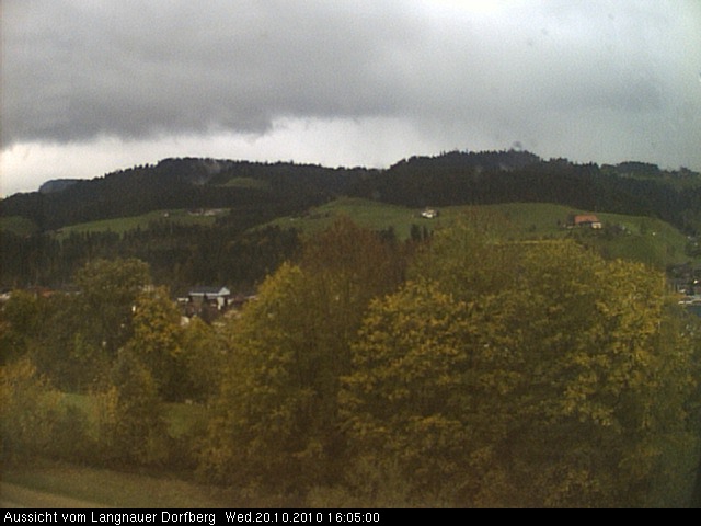 Webcam-Bild: Aussicht vom Dorfberg in Langnau 20101020-160500