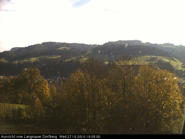 Webcam-Bild: Aussicht vom Dorfberg in Langnau 20101027-160500