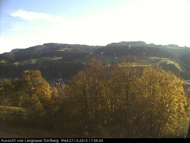 Webcam-Bild: Aussicht vom Dorfberg in Langnau 20101027-170500