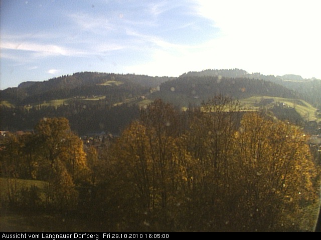 Webcam-Bild: Aussicht vom Dorfberg in Langnau 20101029-160500