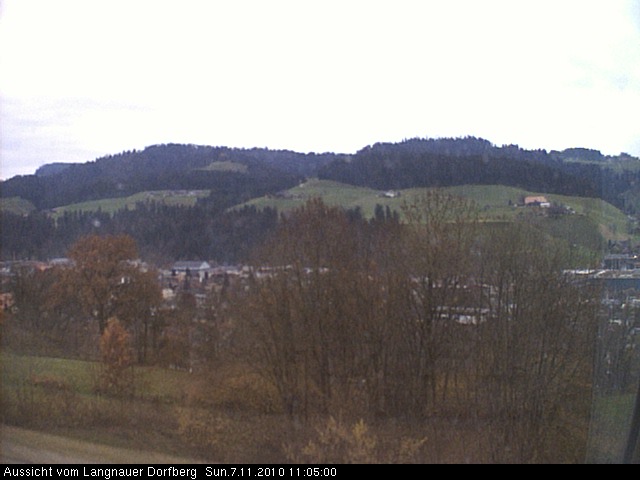 Webcam-Bild: Aussicht vom Dorfberg in Langnau 20101107-110500