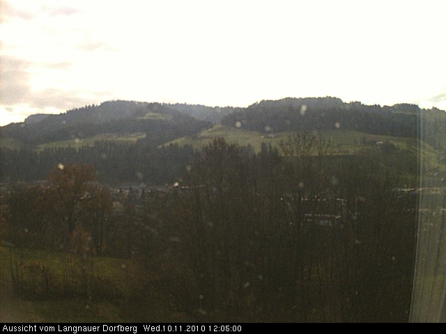 Webcam-Bild: Aussicht vom Dorfberg in Langnau 20101110-120500