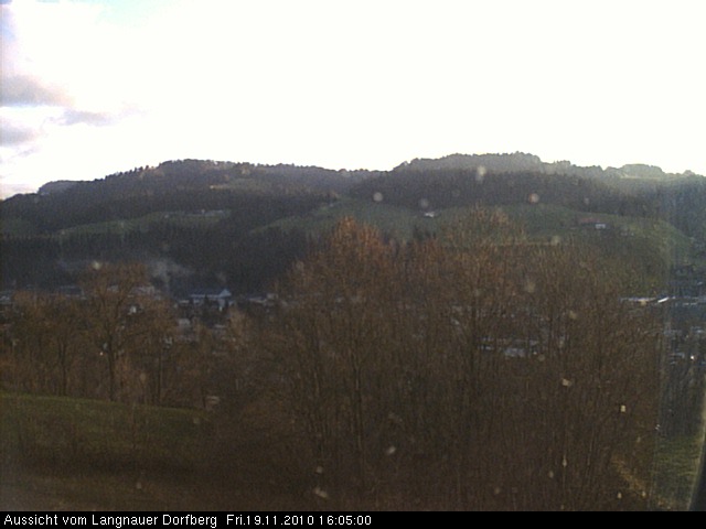 Webcam-Bild: Aussicht vom Dorfberg in Langnau 20101119-160500