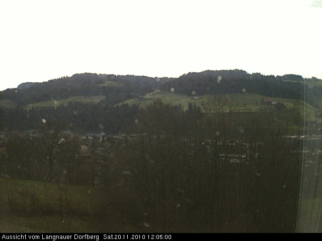 Webcam-Bild: Aussicht vom Dorfberg in Langnau 20101120-120500