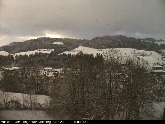 Webcam-Bild: Aussicht vom Dorfberg in Langnau 20101129-090500