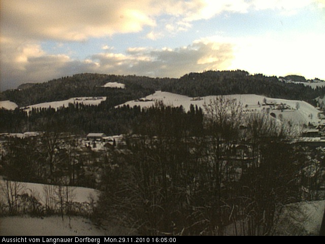 Webcam-Bild: Aussicht vom Dorfberg in Langnau 20101129-160500