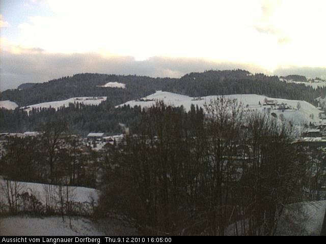 Webcam-Bild: Aussicht vom Dorfberg in Langnau 20101209-160500