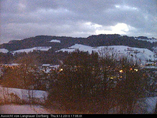 Webcam-Bild: Aussicht vom Dorfberg in Langnau 20101209-170500