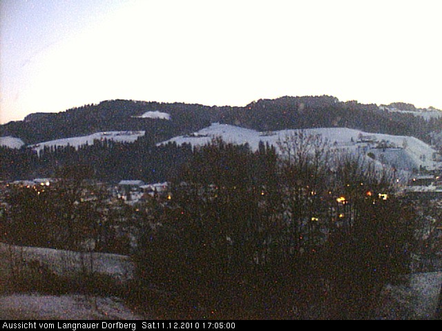 Webcam-Bild: Aussicht vom Dorfberg in Langnau 20101211-170500