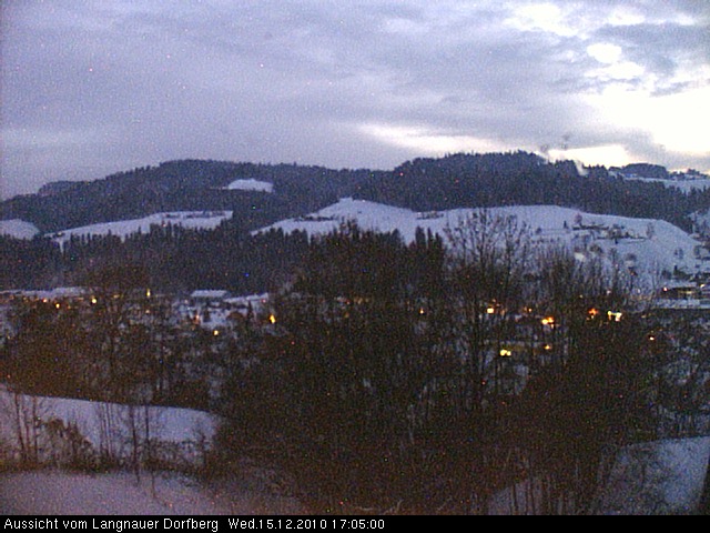 Webcam-Bild: Aussicht vom Dorfberg in Langnau 20101215-170500