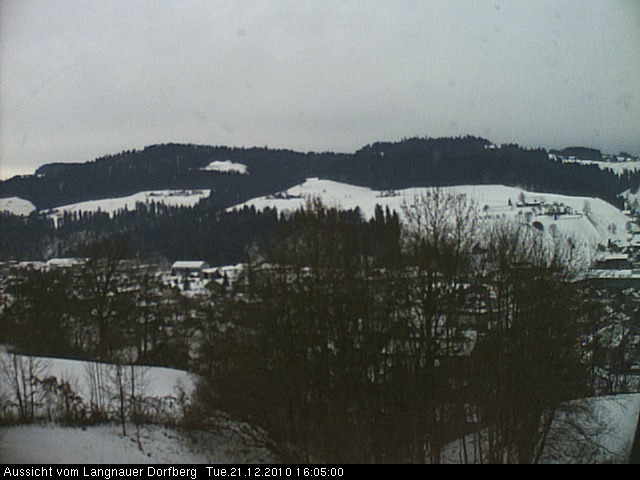 Webcam-Bild: Aussicht vom Dorfberg in Langnau 20101221-160500