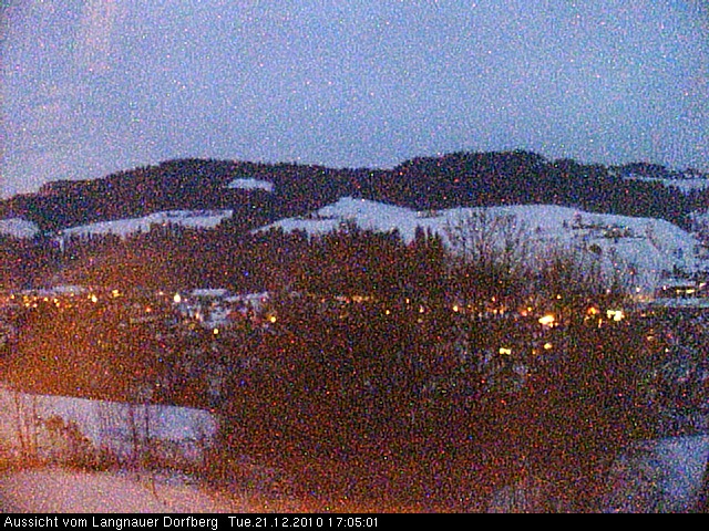 Webcam-Bild: Aussicht vom Dorfberg in Langnau 20101221-170500