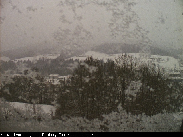 Webcam-Bild: Aussicht vom Dorfberg in Langnau 20101228-140500