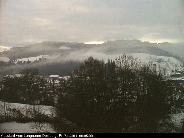 Webcam-Bild: Aussicht vom Dorfberg in Langnau 20110107-090500