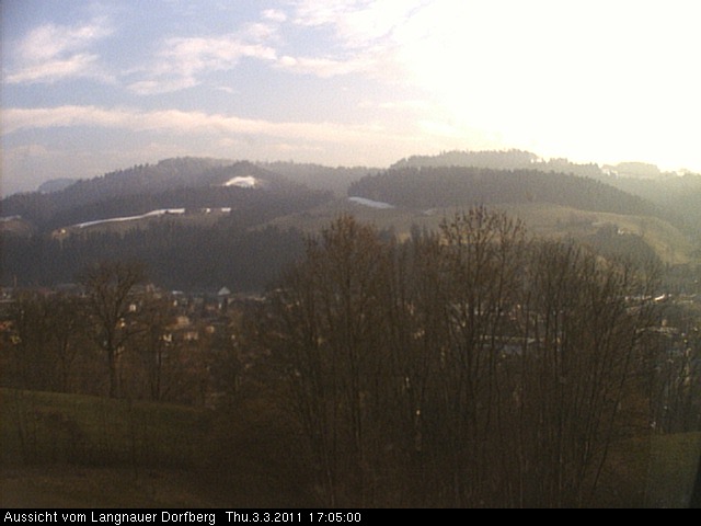 Webcam-Bild: Aussicht vom Dorfberg in Langnau 20110303-170500