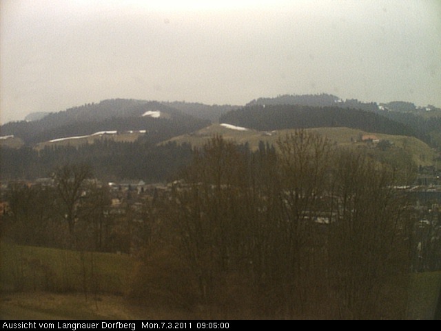 Webcam-Bild: Aussicht vom Dorfberg in Langnau 20110307-090500