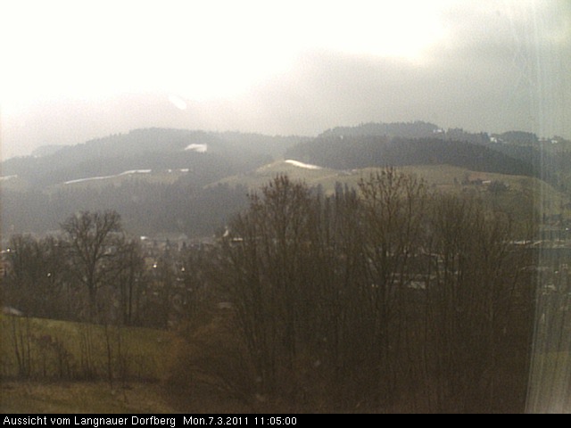 Webcam-Bild: Aussicht vom Dorfberg in Langnau 20110307-110500