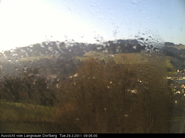Webcam-Bild: Aussicht vom Dorfberg in Langnau 20110329-090500