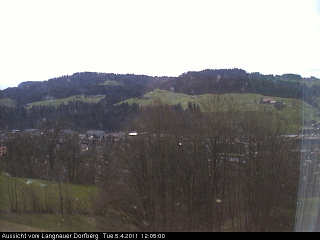 Webcam-Bild: Aussicht vom Dorfberg in Langnau 20110405-120500