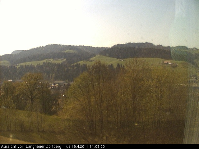 Webcam-Bild: Aussicht vom Dorfberg in Langnau 20110419-110500