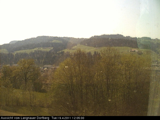 Webcam-Bild: Aussicht vom Dorfberg in Langnau 20110419-120500
