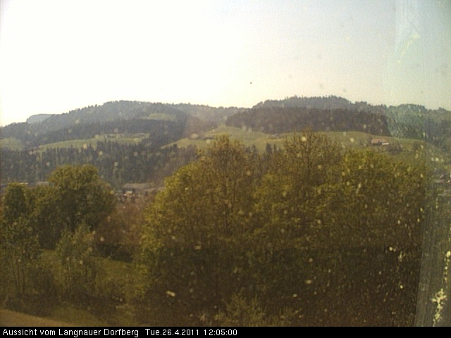 Webcam-Bild: Aussicht vom Dorfberg in Langnau 20110426-120500