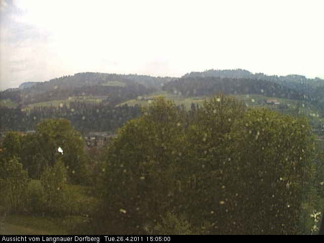 Webcam-Bild: Aussicht vom Dorfberg in Langnau 20110426-150500