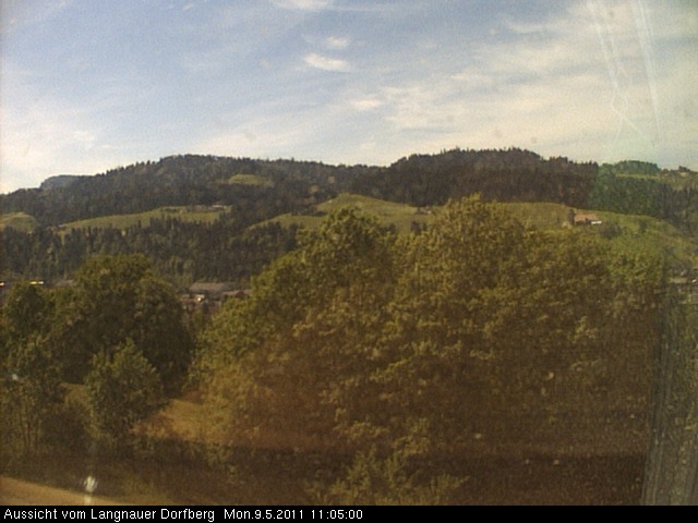 Webcam-Bild: Aussicht vom Dorfberg in Langnau 20110509-110500