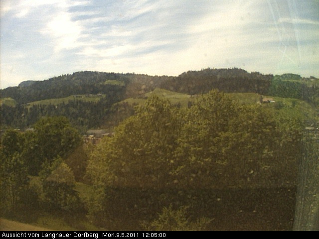 Webcam-Bild: Aussicht vom Dorfberg in Langnau 20110509-120500