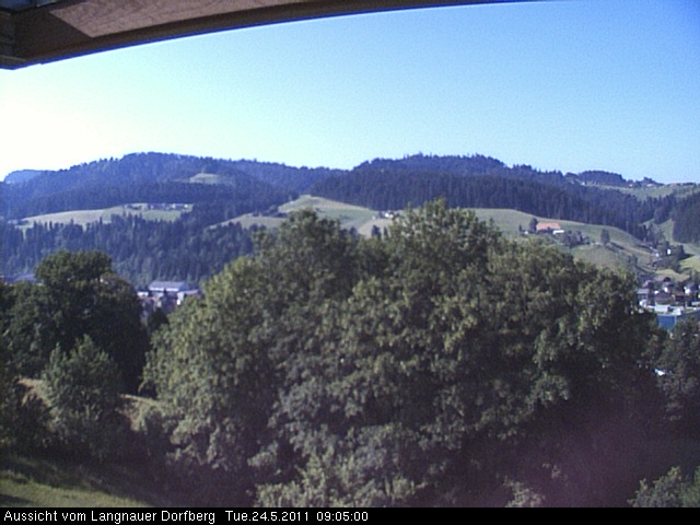 Webcam-Bild: Aussicht vom Dorfberg in Langnau 20110524-090500