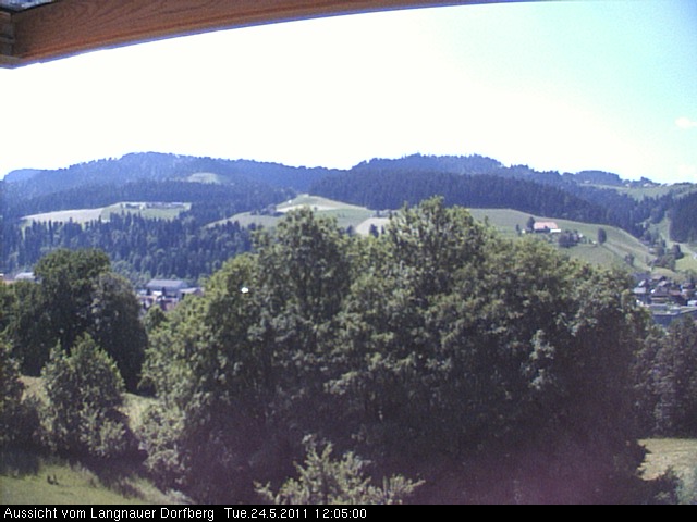 Webcam-Bild: Aussicht vom Dorfberg in Langnau 20110524-120500