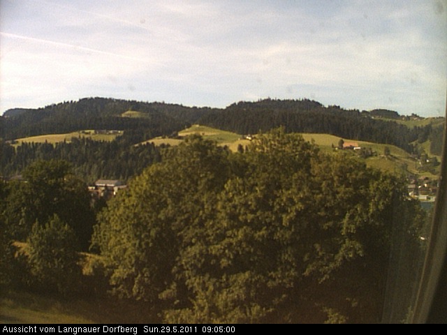 Webcam-Bild: Aussicht vom Dorfberg in Langnau 20110529-090500