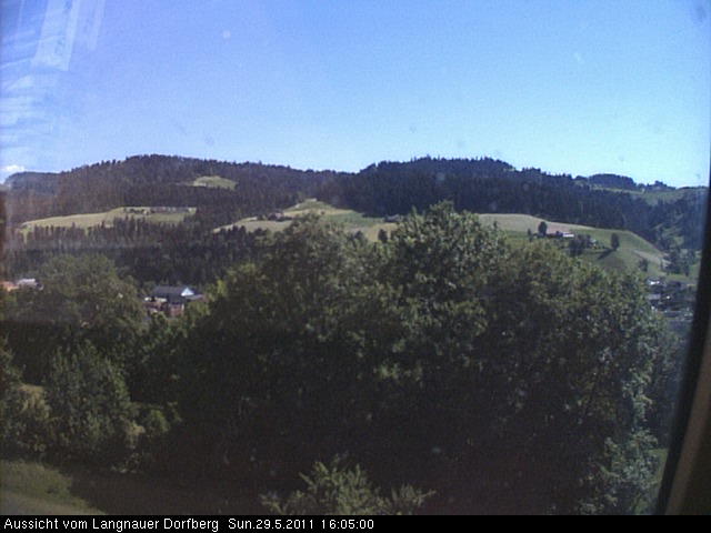 Webcam-Bild: Aussicht vom Dorfberg in Langnau 20110529-160500