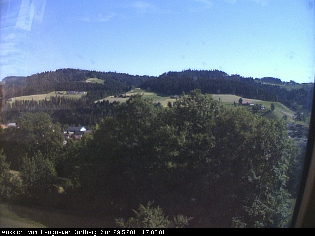 Webcam-Bild: Aussicht vom Dorfberg in Langnau 20110529-170501