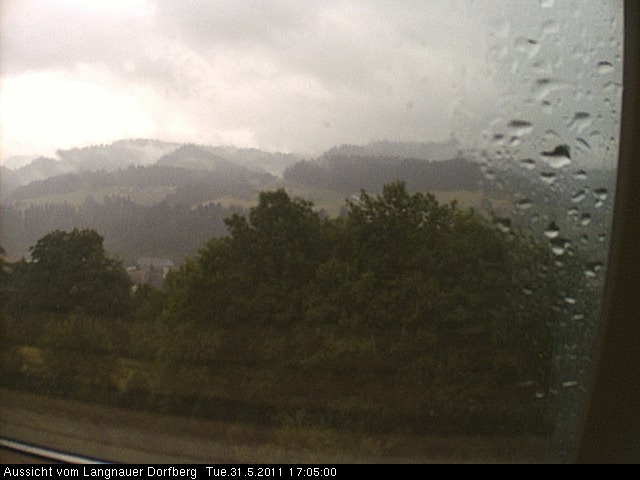Webcam-Bild: Aussicht vom Dorfberg in Langnau 20110531-170500