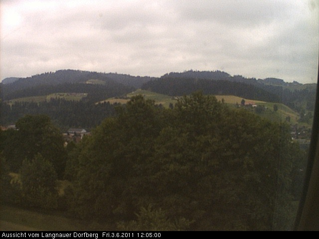 Webcam-Bild: Aussicht vom Dorfberg in Langnau 20110603-120500