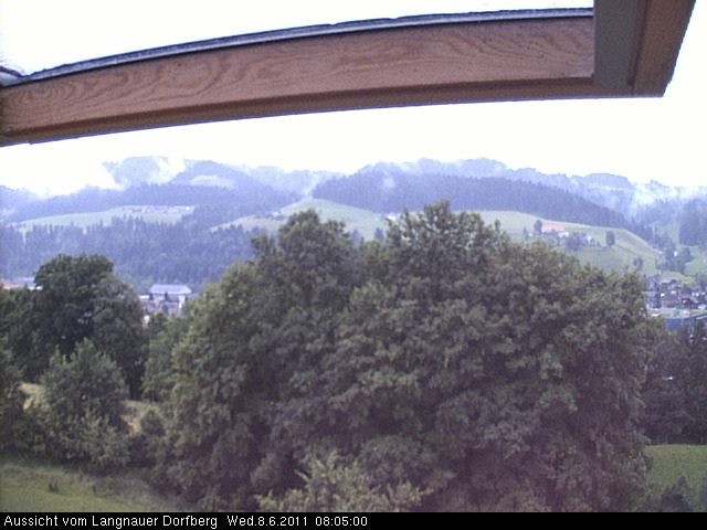 Webcam-Bild: Aussicht vom Dorfberg in Langnau 20110608-080500