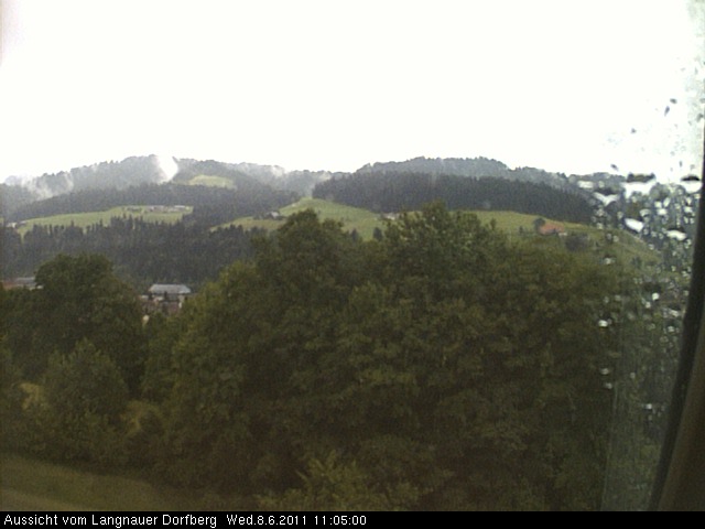Webcam-Bild: Aussicht vom Dorfberg in Langnau 20110608-110500