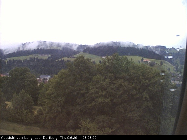 Webcam-Bild: Aussicht vom Dorfberg in Langnau 20110609-080500