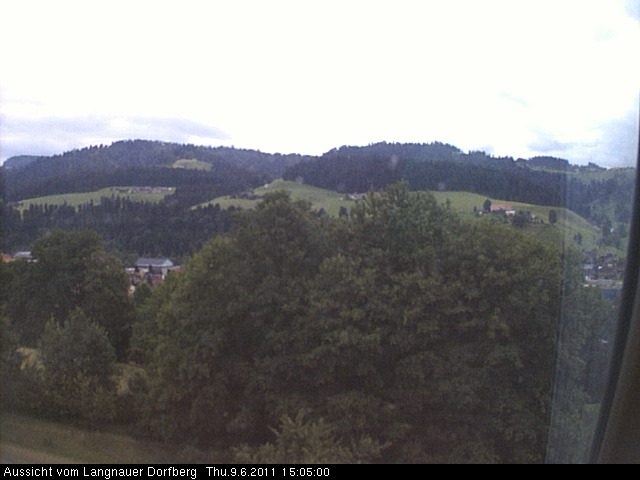 Webcam-Bild: Aussicht vom Dorfberg in Langnau 20110609-150500